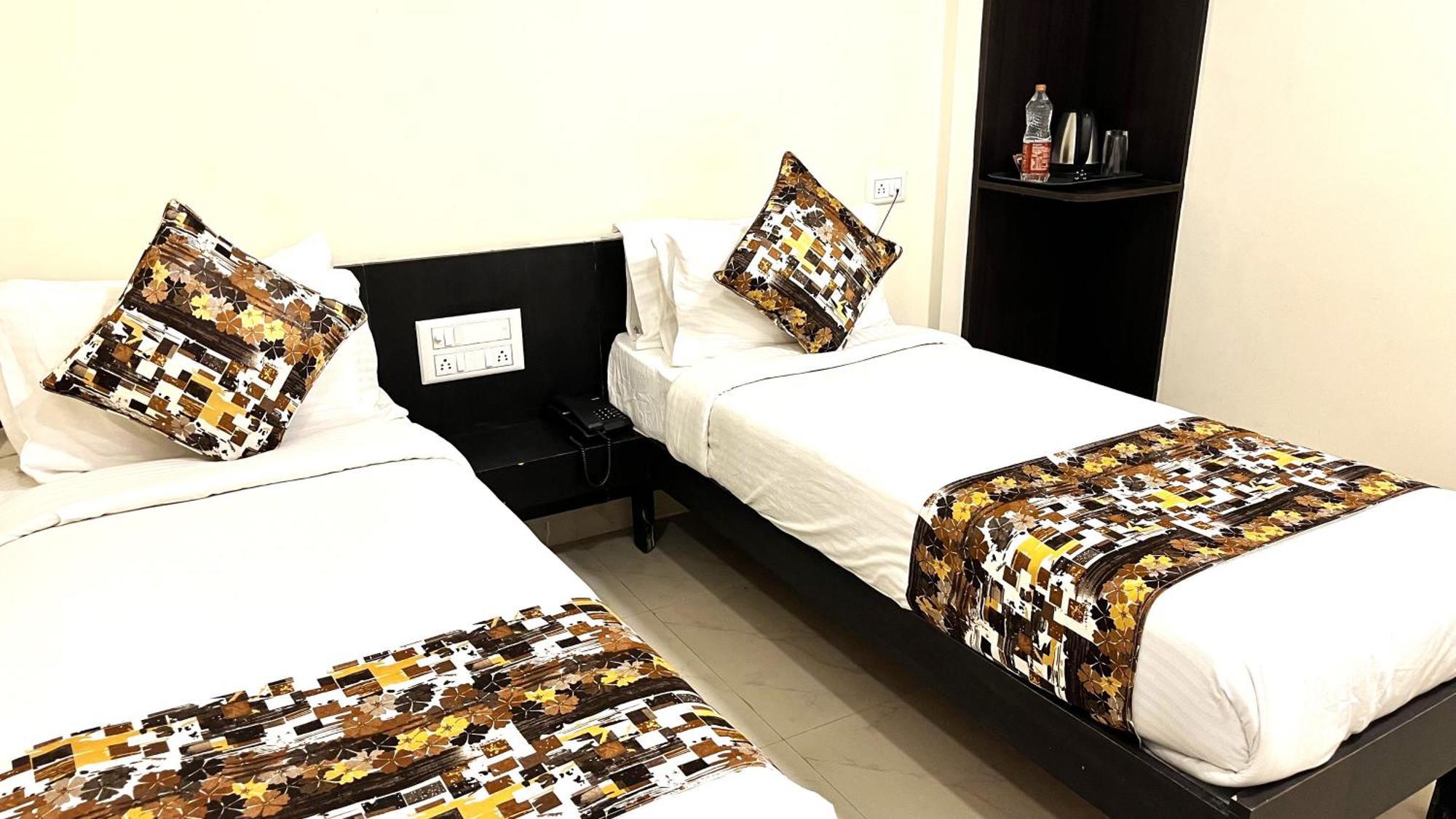 Athasri Hotel Hsr Layout Бангалор Экстерьер фото