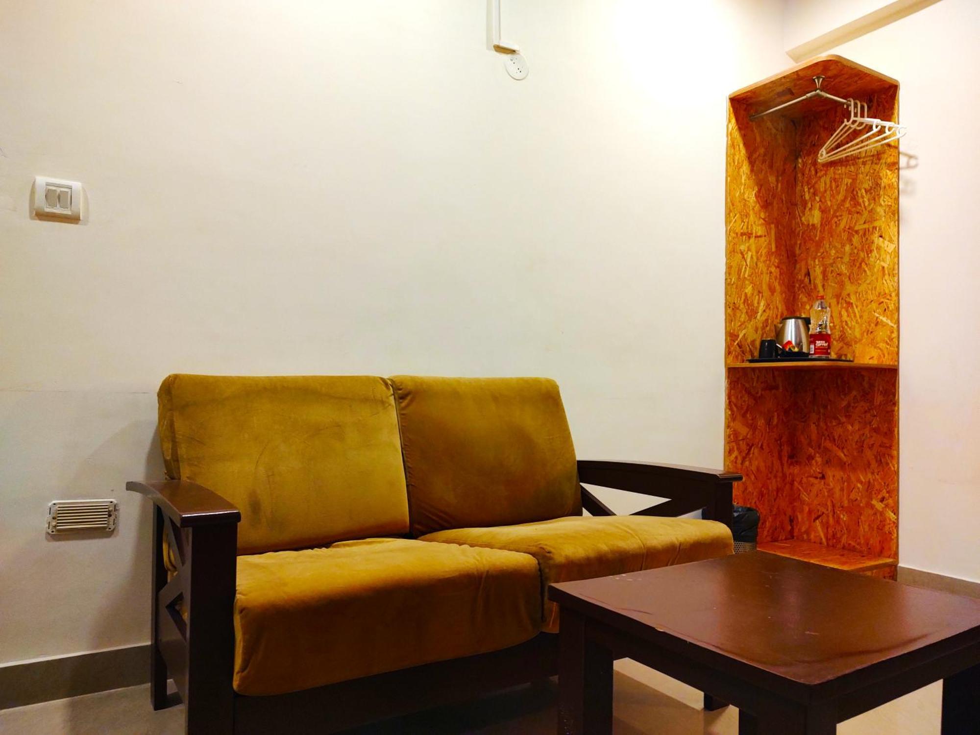 Athasri Hotel Hsr Layout Бангалор Экстерьер фото