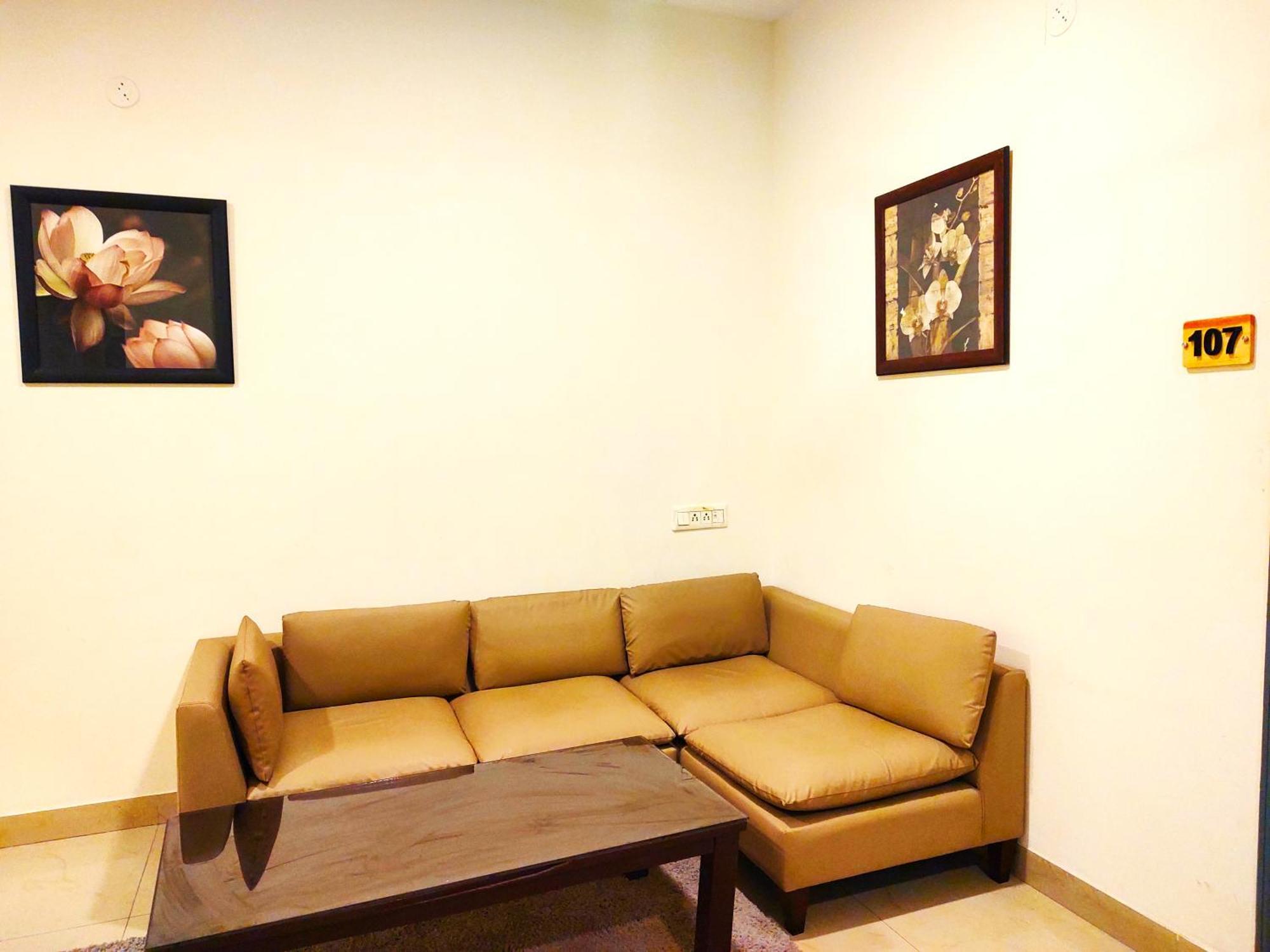 Athasri Hotel Hsr Layout Бангалор Экстерьер фото